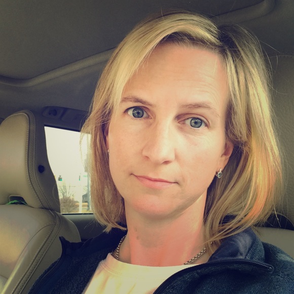 Meet your Posher, Jennie - Picture 1 of 1